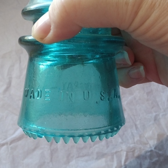 Hemingray No. 16 insulator light blue green & pointed drip points Fair condition - Picture 7 of 7